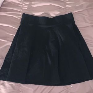 Black flowey skirt!!!